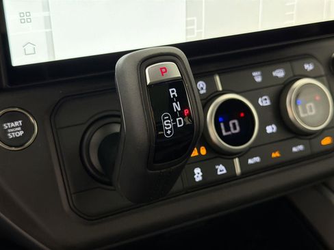 New 2026 Land Rover Defender 110 S AWD/4WD image 16
