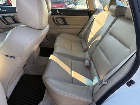 Used 2008 Subaru Outback 2.5i Limited image 8