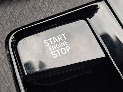 Certified 2025 BMW X3 xDrive30i w/ Premium Package image 24