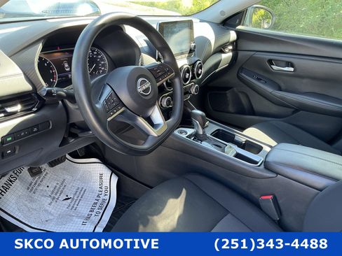 Used 2024 Nissan Sentra SV FWD image 20