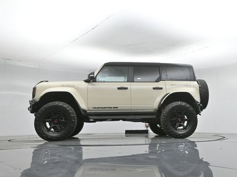 New 2025 Ford Bronco Raptor w/ Interior Carbon Fiber Pack AWD/4WD image 7