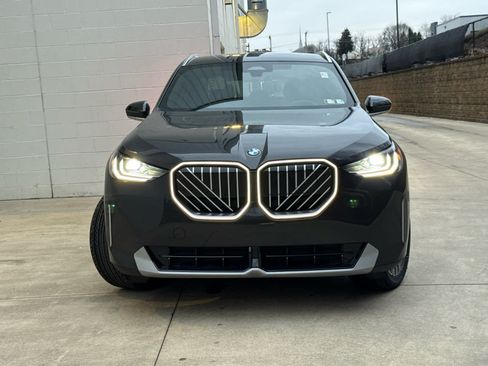 Used 2026 BMW X3 xDrive30i w/ Convenience Package AWD/4WD image 2
