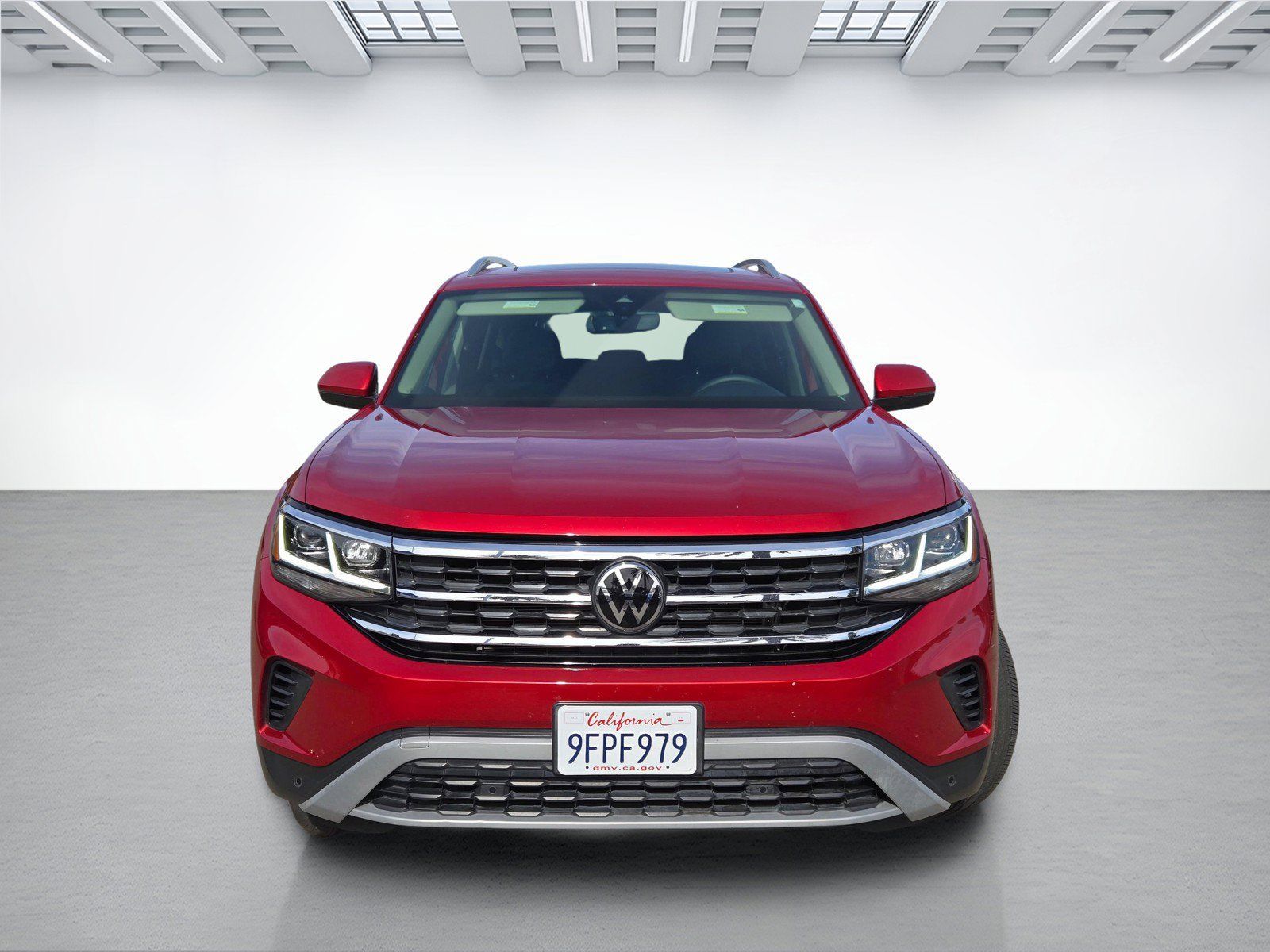 Used 2023 Volkswagen Atlas SEL AWD/4WD image 2