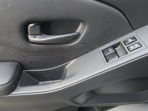 Used 2022 Nissan Frontier S w/ Technology Package image 11