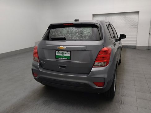 Used 2020 Chevrolet Trax LS FWD image 7