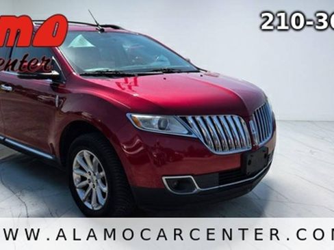 Used 2013 Lincoln MKX FWD image 7
