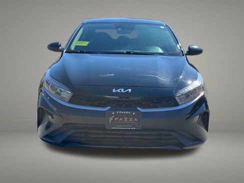 Used 2022 Kia Forte LXS FWD image 9