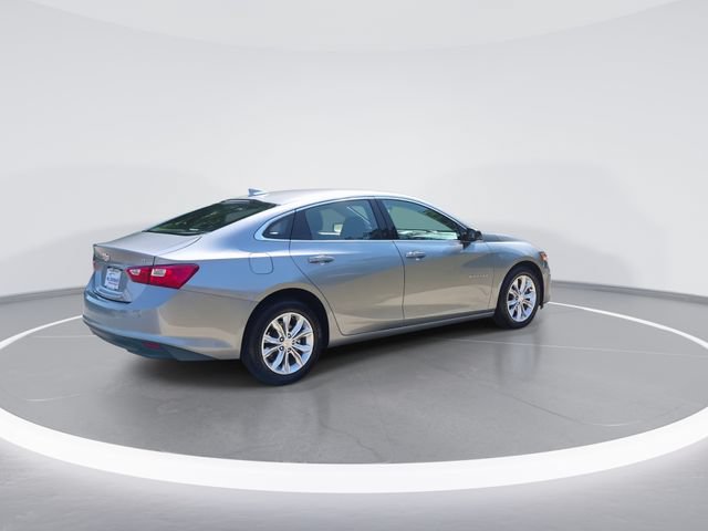 Used 2025 Chevrolet Malibu LT FWD image 8
