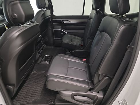 New 2026 Jeep Grand Wagoneer Limited AWD/4WD image 12