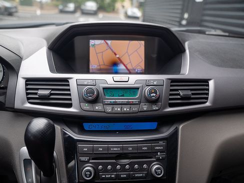 Used 2013 Honda Odyssey EX-L image 12