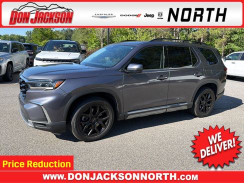 Used 2025 Honda Pilot Elite image 1