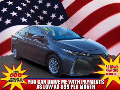 Used 2021 Toyota Prius Prime LE image 1