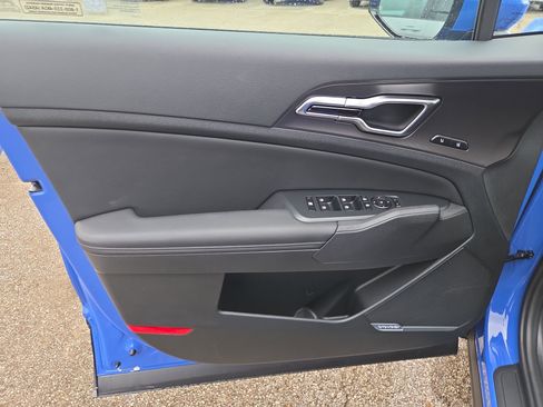 New 2026 Kia Sportage SX image 5