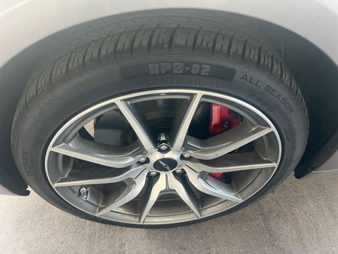 Used 2025 Genesis G70 2.5T image 30