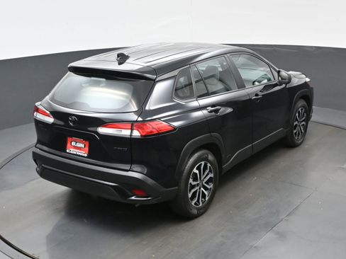 Used 2024 Toyota Corolla Cross S image 40