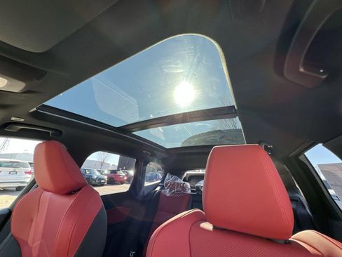 New 2025 BMW X1 xDrive28i w/ Technology Package image 21