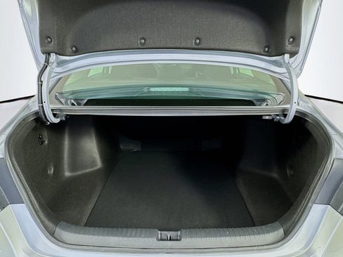Used 2023 Honda Accord LX image 31