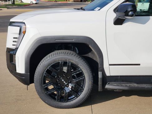 New 2026 GMC Sierra EV Elevation w/ LPO, Elevation Dark Package image 7