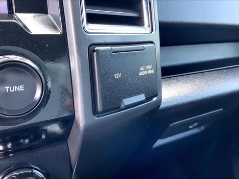 Used 2017 Ford F150 XLT w/ Equipment Group 302A Luxury RWD image 31