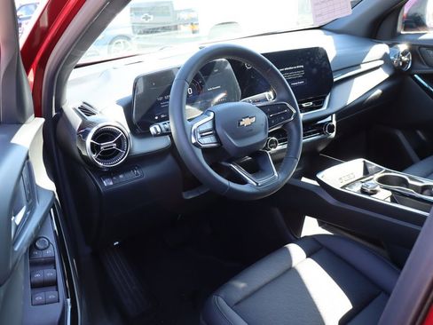 New 2026 Chevrolet Equinox LT w/ Convenience Package II image 11