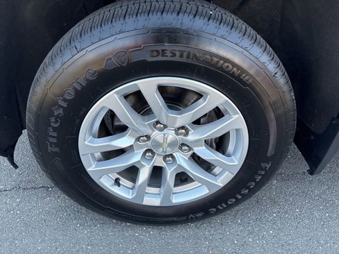 Used 2019 Chevrolet Silverado 1500 LT w/ All-Star Edition AWD/4WD image 11
