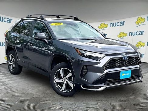Used 2023 Toyota RAV4 SE AWD/4WD image 1