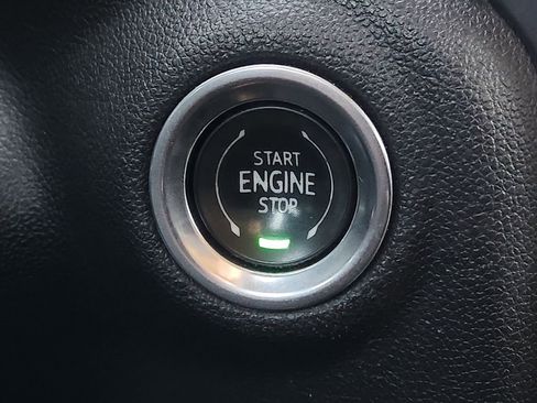 Used 2021 Chevrolet Silverado 1500 RST AWD/4WD image 21