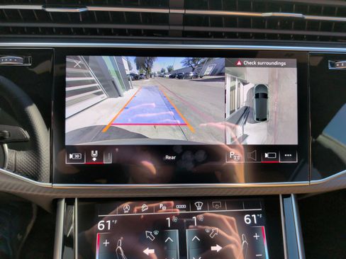 Used 2025 Audi RS Q8 performance image 25