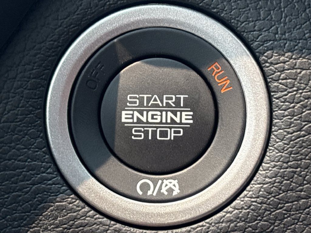 New 2026 RAM 3500 Big Horn AWD/4WD image 10