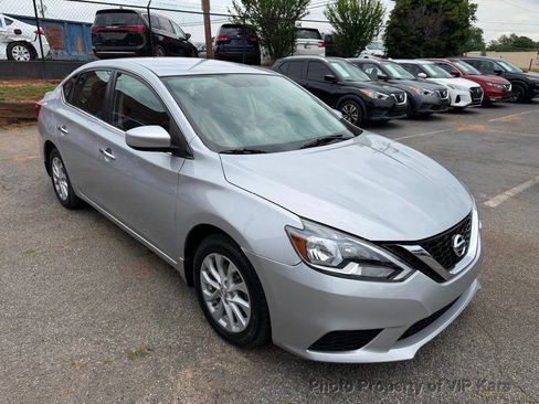 Used 2019 Nissan Sentra SV FWD image 3
