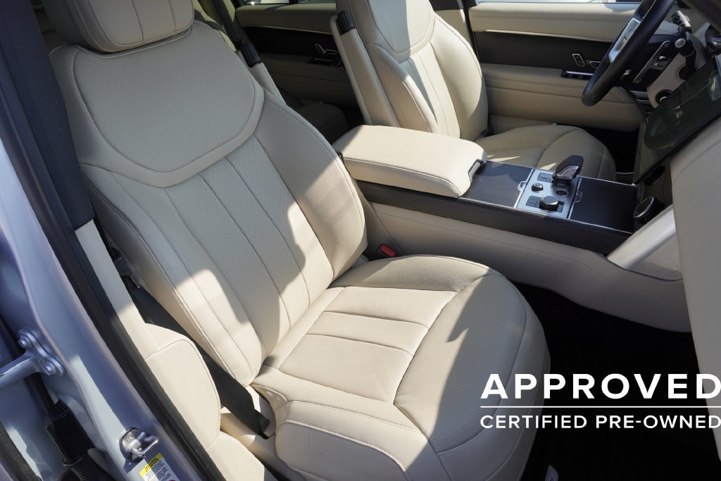 Used 2023 Land Rover Range Rover SE AWD/4WD image 24