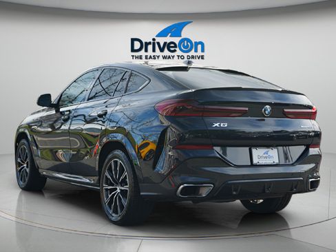 Used 2024 BMW X6 xDrive40i w/ Premium Package AWD/4WD image 6