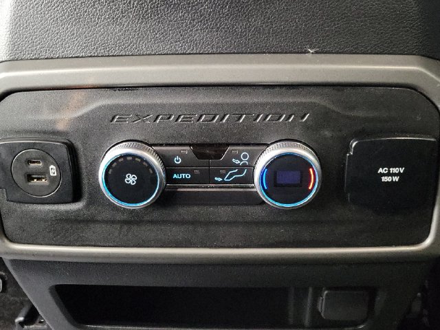 Used 2021 Ford Expedition XLT AWD/4WD image 17