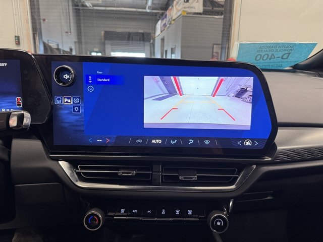 Used 2025 Chevrolet Equinox EV LT FWD image 25