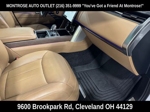 Used 2022 Land Rover Range Rover Long Wheelbase SE image 50