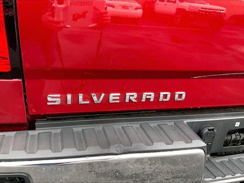 Used 2018 Chevrolet Silverado 1500 LT w/ All Star Edition image 30