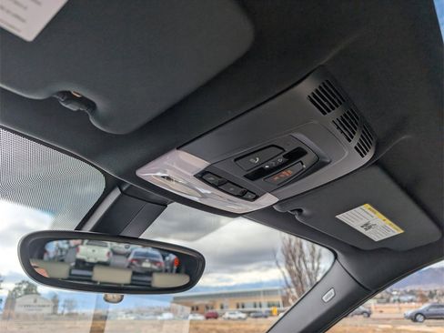 Used 2018 BMW X1 xDrive28i w/ Convenience Package image 24