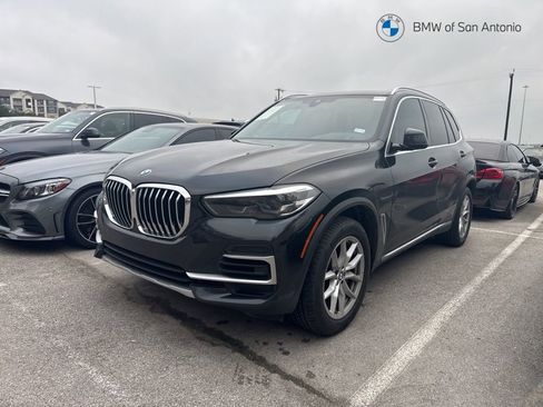 Certified 2022 BMW X5 xDrive40i w/ Premium Package AWD/4WD image 1