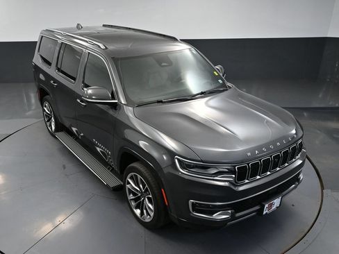 Used 2022 Jeep Wagoneer Series III w/ Premium Group I AWD/4WD image 74
