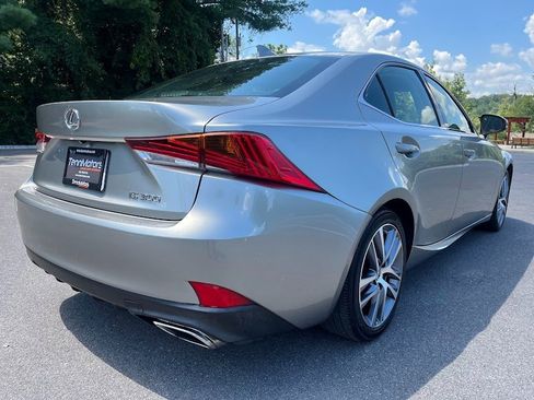 Used 2019 Lexus IS 300 image 38