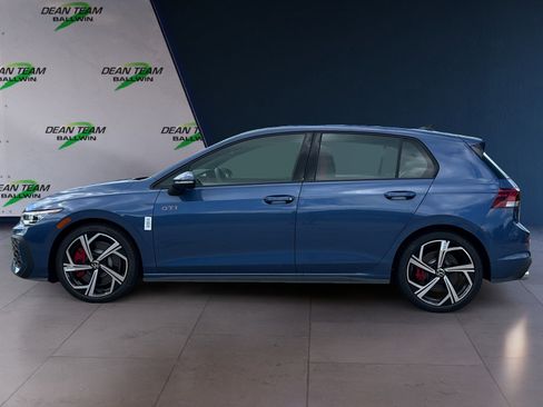 New 2025 Volkswagen GTI SE image 4