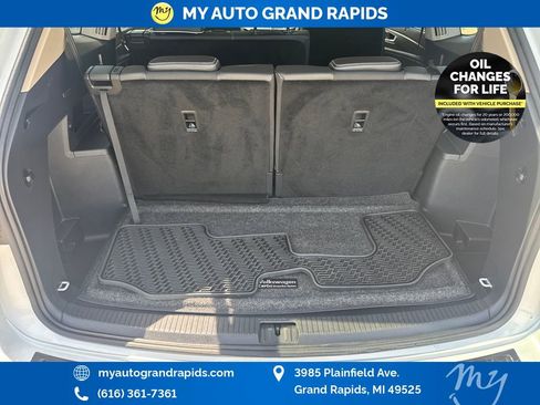 Used 2024 Volkswagen Atlas SEL Premium R-Line AWD/4WD image 25