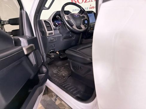 Certified 2022 Ford F250 Lariat w/ Lariat Ultimate Package AWD/4WD image 12