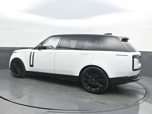 Used 2022 Land Rover Range Rover Long Wheelbase SE AWD/4WD image 3