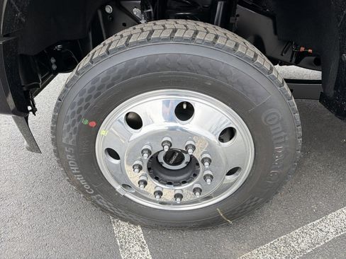 New 2026 Ford F450 XLT w/ 360-Degree Camera Package image 17