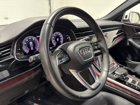 Used 2020 Audi Q8 Premium Plus w/ Premium Plus Package image 12