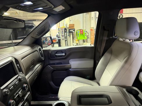 Used 2022 Chevrolet Silverado 1500 LT Trail Boss w/ Safety Package image 28