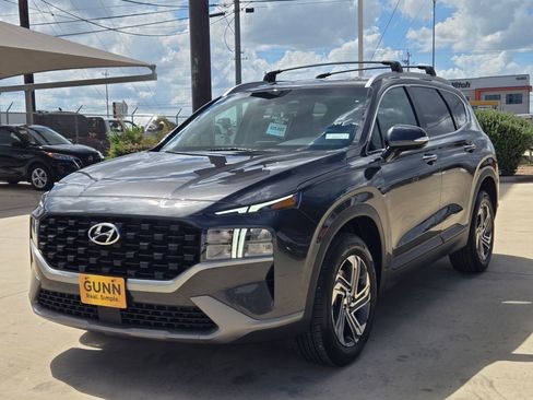 Used 2023 Hyundai Santa Fe SEL FWD image 3