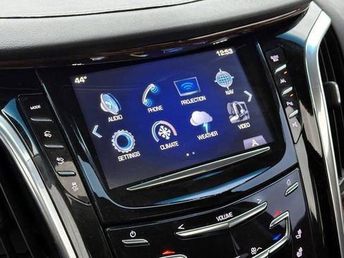 Used 2017 Cadillac Escalade ESV Premium Luxury image 29