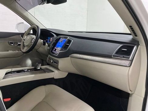 Used 2024 Volvo XC90 B6 Core AWD/4WD image 87